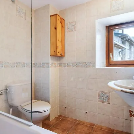 Cantal Sencillo Y Acogedor Apartment