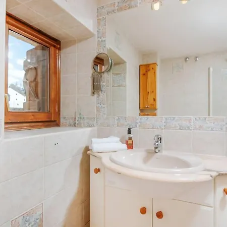 Apartment Cantal Sencillo Y Acogedor