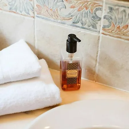 Cantal By Cardi Apartman *