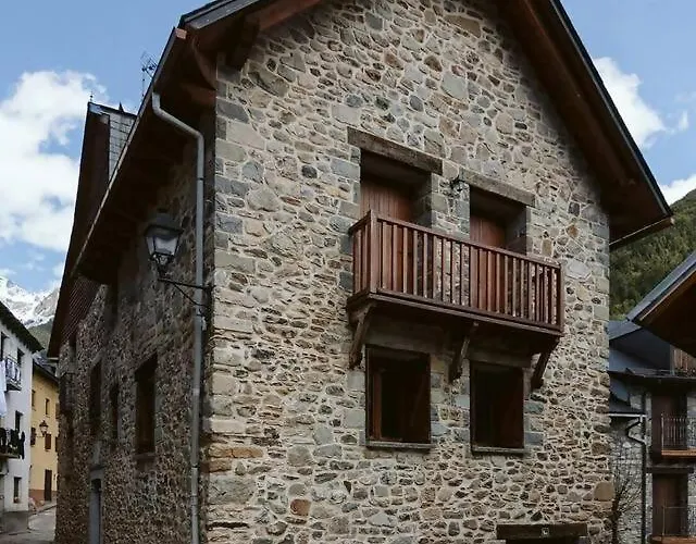 Lägenhet Cantal By Cardi Suites. *