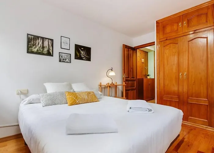 Cantal By Cardi Suites. Lägenhet